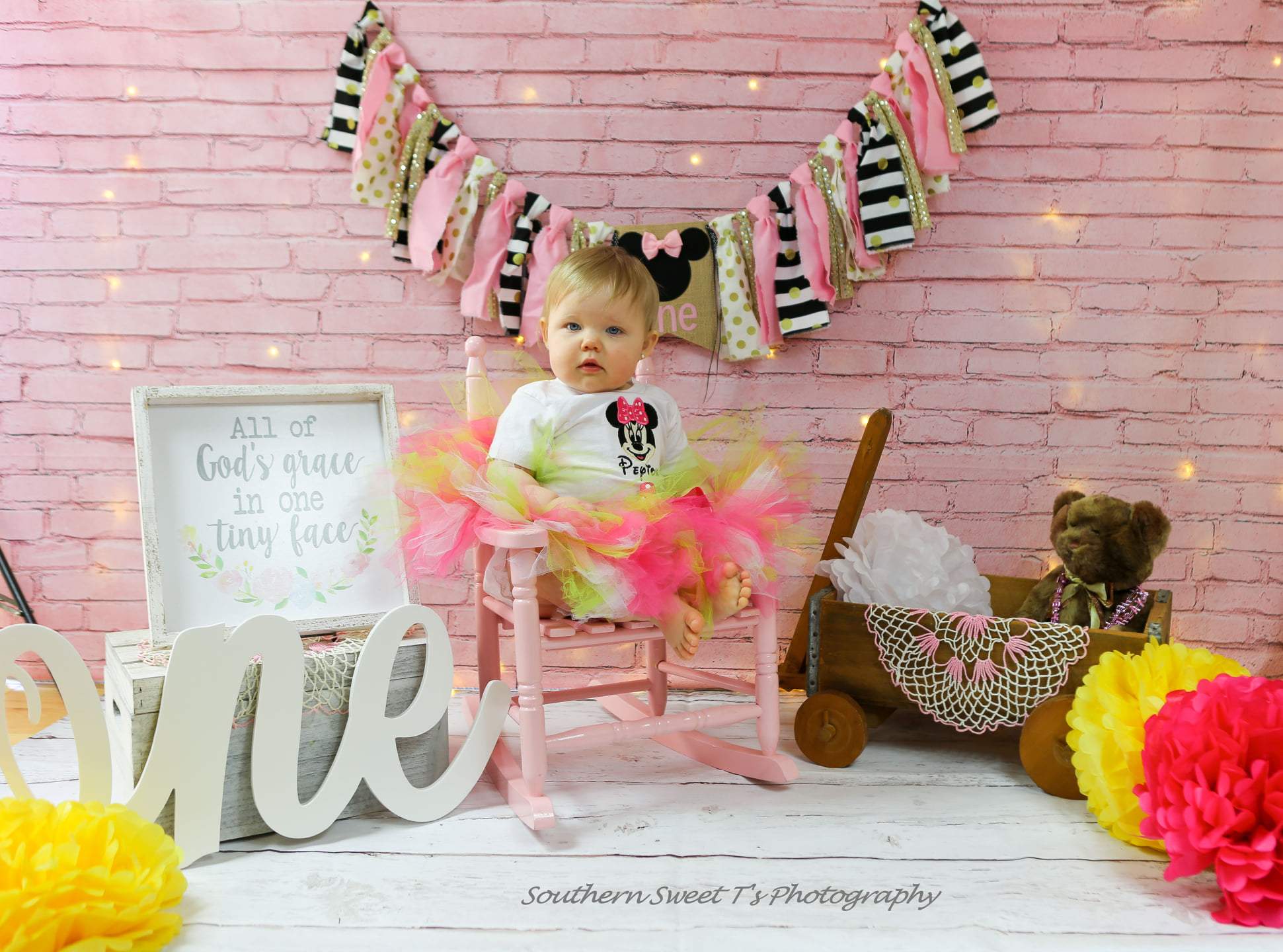 Kate Pink Brick Wall Backdrop Designed by Kate Image - Purezens