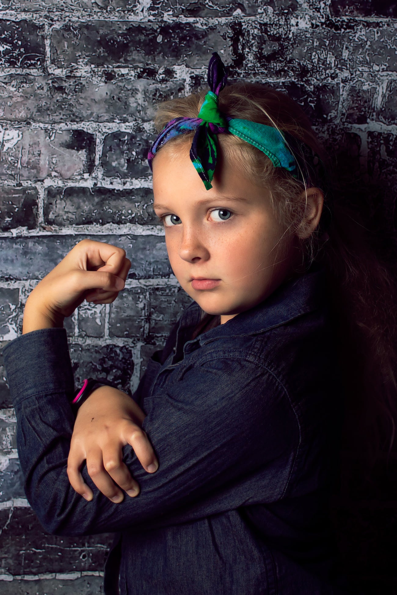 Kate Dark Tone Brick Wall Backdrop Designed by Emetselch - Purezens